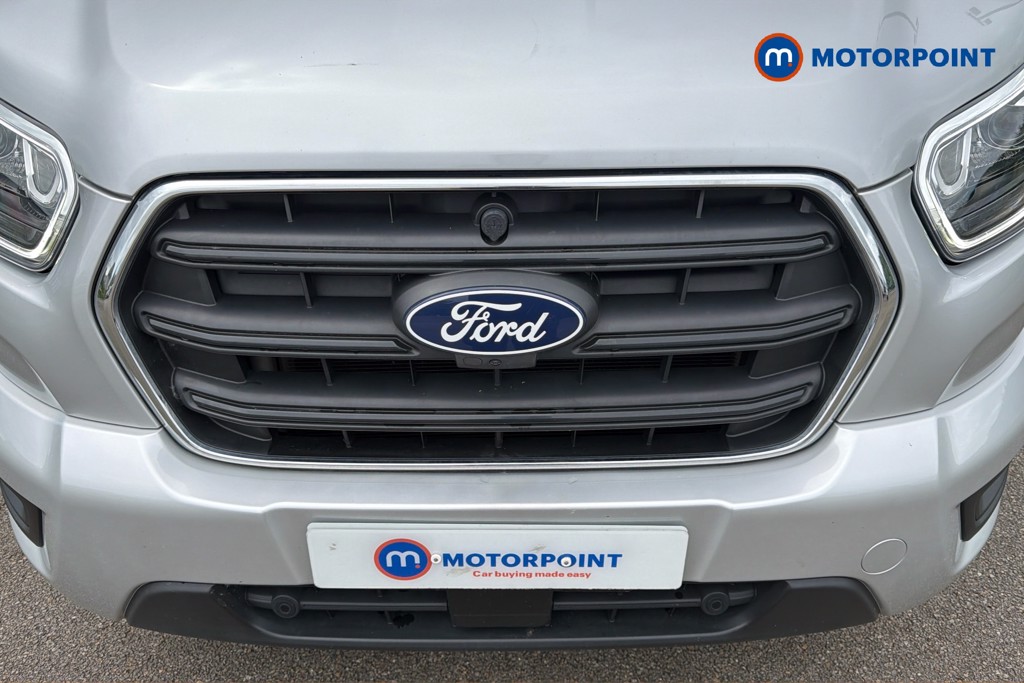 Ford Transit Limited Automatic Diesel Medium Roof Van - Stock Number (1639442) - 45th supplementary image