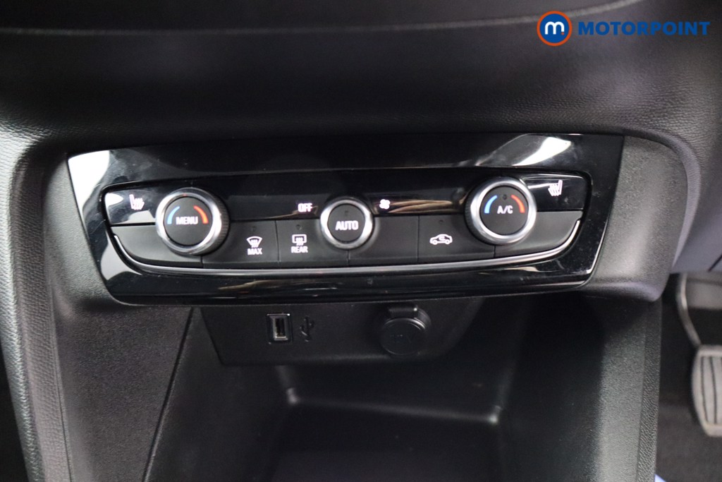 Vauxhall Corsa Elite Edition Manual Petrol Hatchback - Stock Number (1640115) - 9th supplementary image