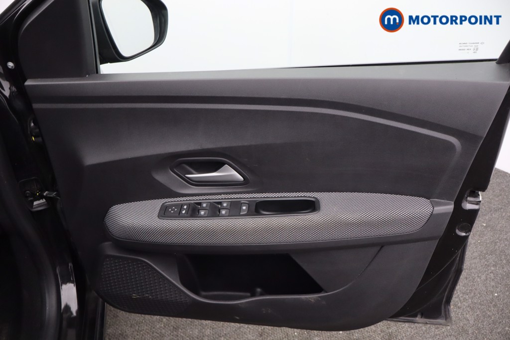 Dacia Sandero Expression Manual Petrol Hatchback - Stock Number (1641195) - 8th supplementary image