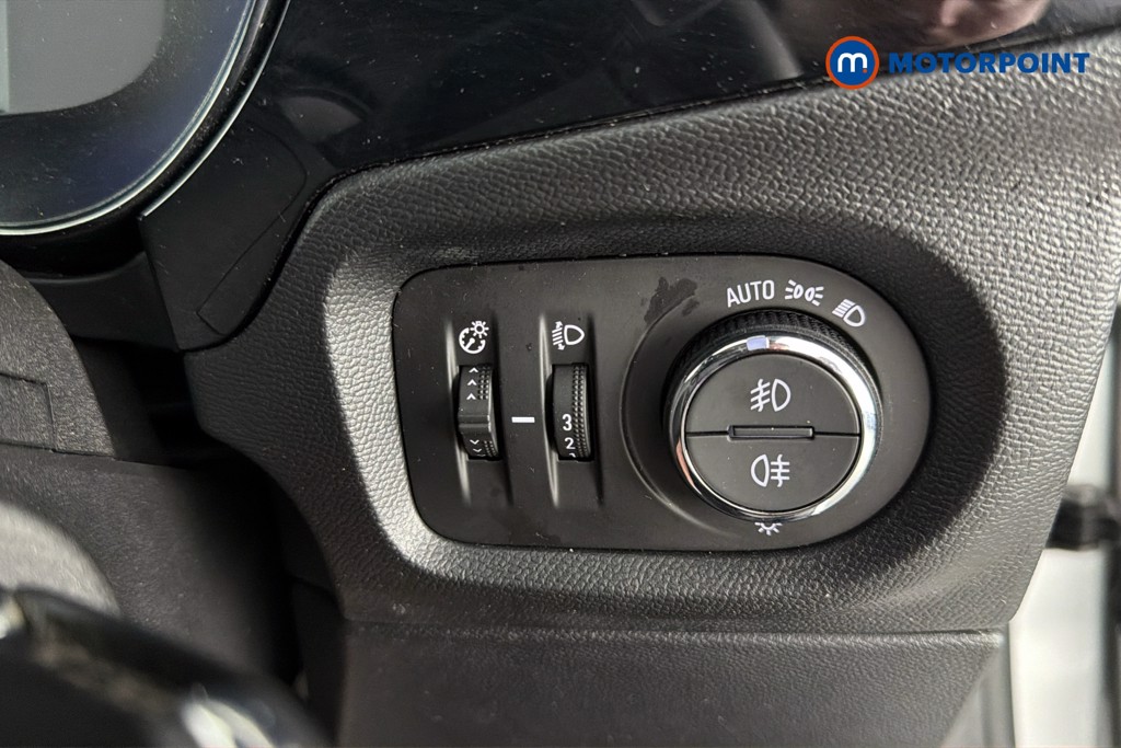 Vauxhall Corsa GS Manual Petrol Hatchback - Stock Number (1641470) - 18th supplementary image