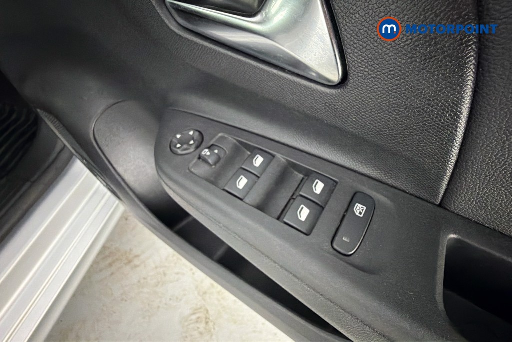 Vauxhall Corsa GS Manual Petrol Hatchback - Stock Number (1641470) - 20th supplementary image