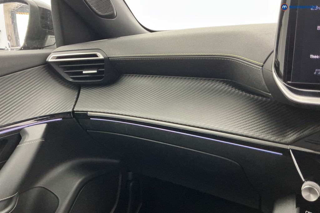 Peugeot 2008 GT Automatic Petrol SUV - Stock Number (1641769) - 19th supplementary image