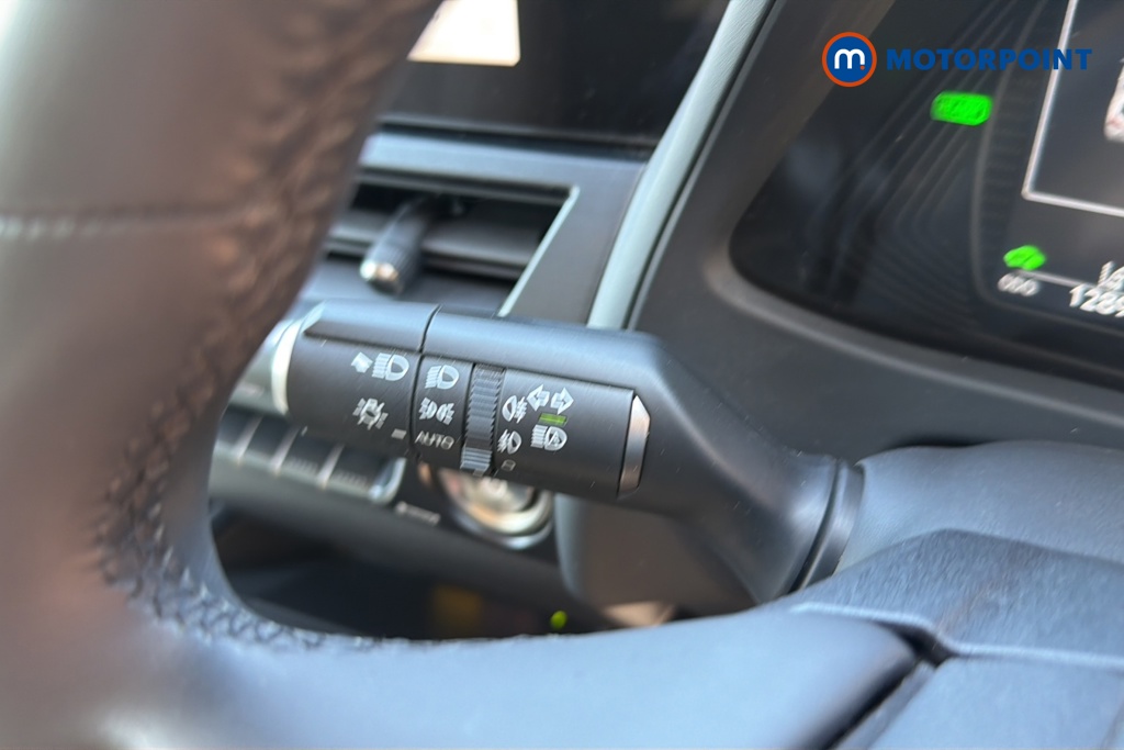Lexus UX Takumi Automatic Petrol-Electric Hybrid SUV - Stock Number (1642233) - 5th supplementary image