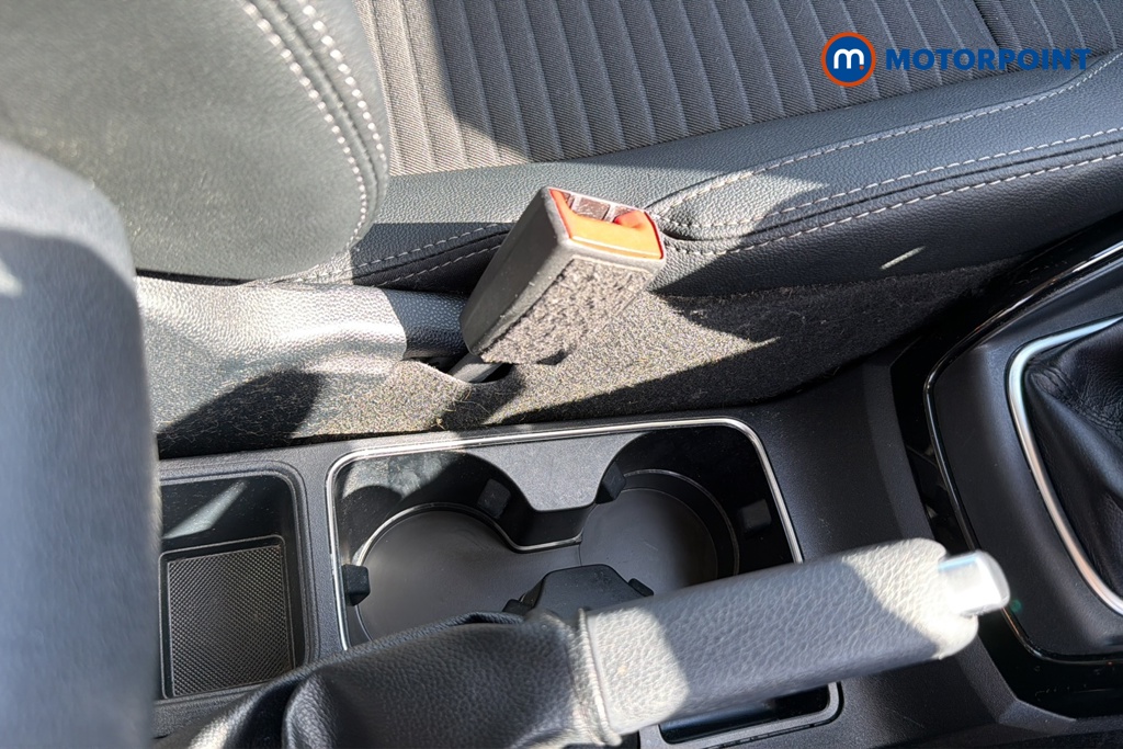 Ford Ecosport Titanium Manual Petrol SUV - Stock Number (1642350) - 16th supplementary image