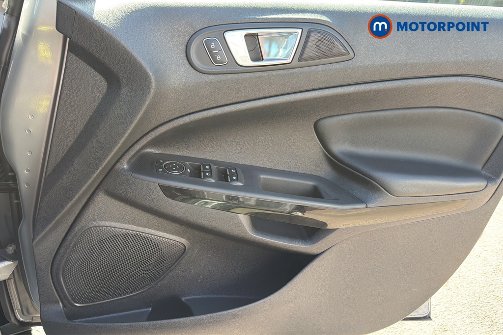 Ford Ecosport Titanium Manual Petrol SUV - Stock Number (1642350) - 18th supplementary image