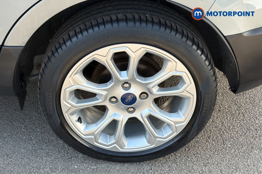 Ford Ecosport Titanium Manual Petrol SUV - Stock Number (1642350) - 45th supplementary image