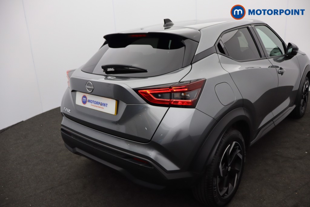 Nissan Juke N-Connecta Manual Petrol SUV - Stock Number (1642361) - 2nd supplementary image