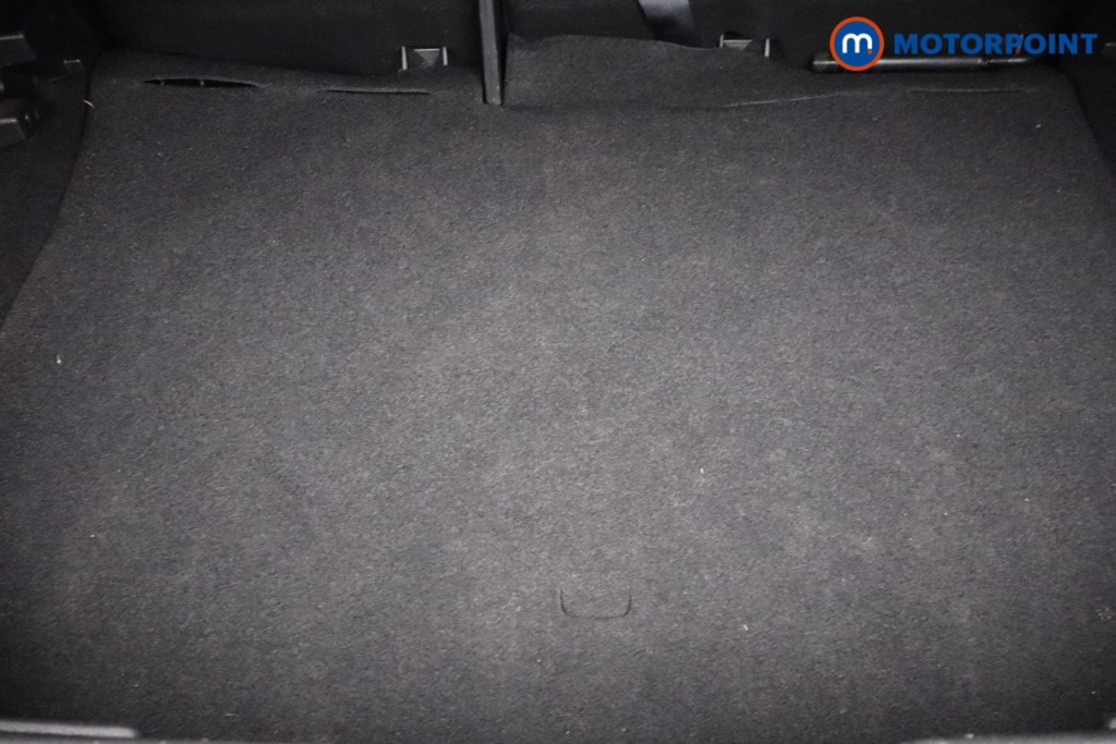 Nissan Juke N-Connecta Manual Petrol SUV - Stock Number (1642361) - 7th supplementary image
