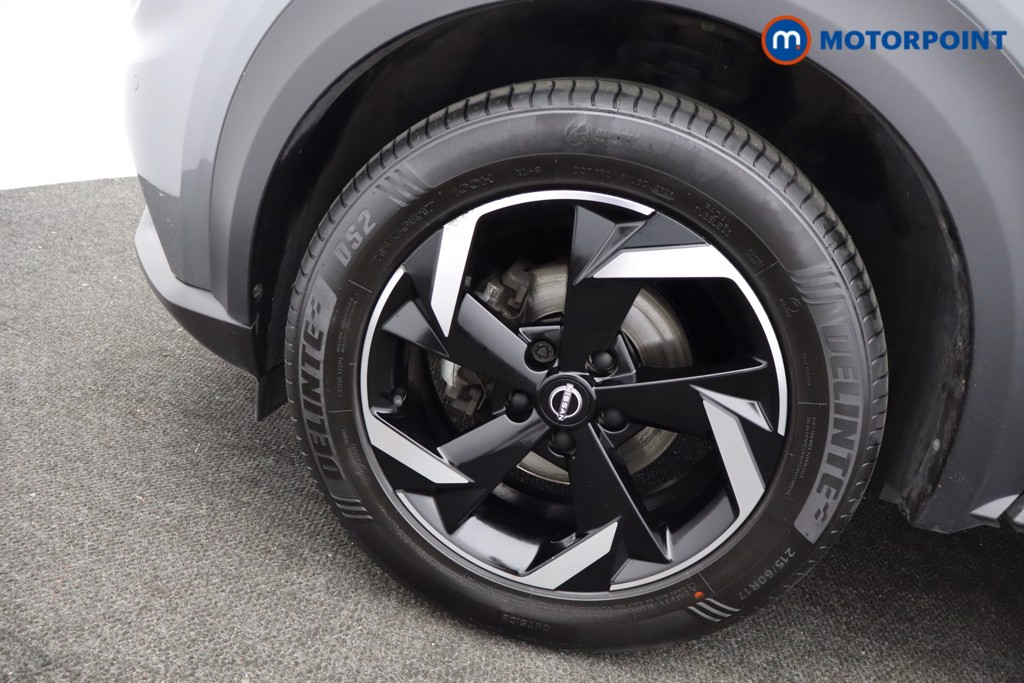 Nissan Juke N-Connecta Manual Petrol SUV - Stock Number (1642361) - 30th supplementary image