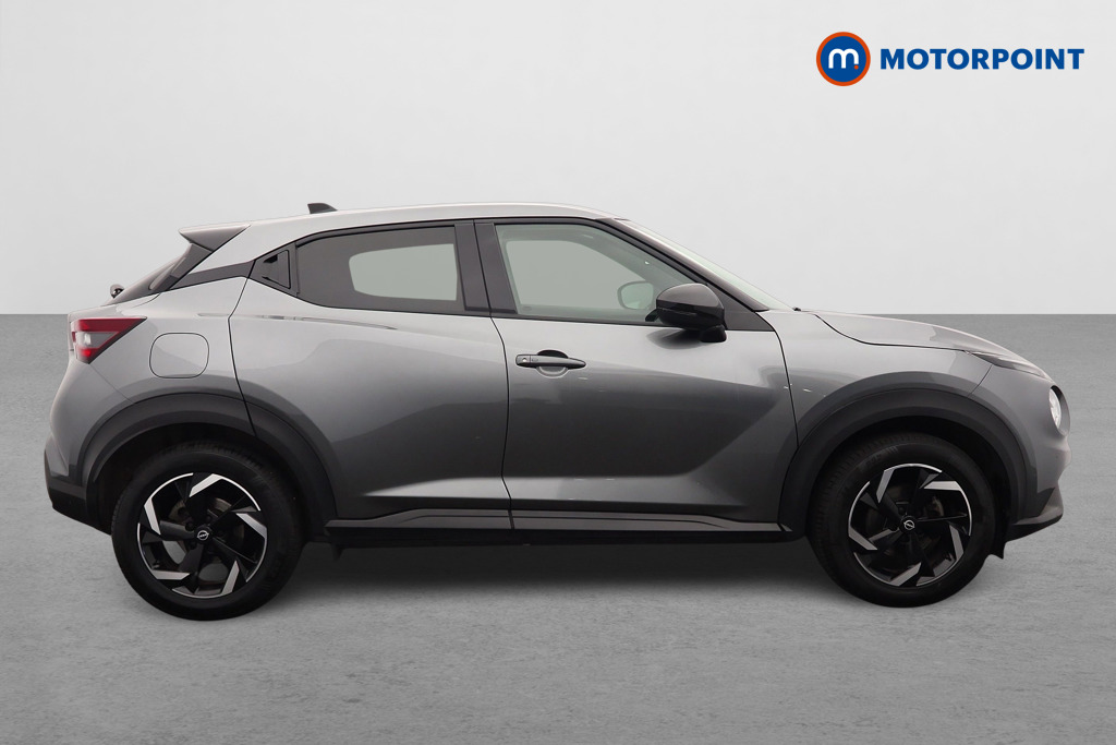 Nissan Juke N-Connecta Manual Petrol SUV - Stock Number (1642361) - Drivers side