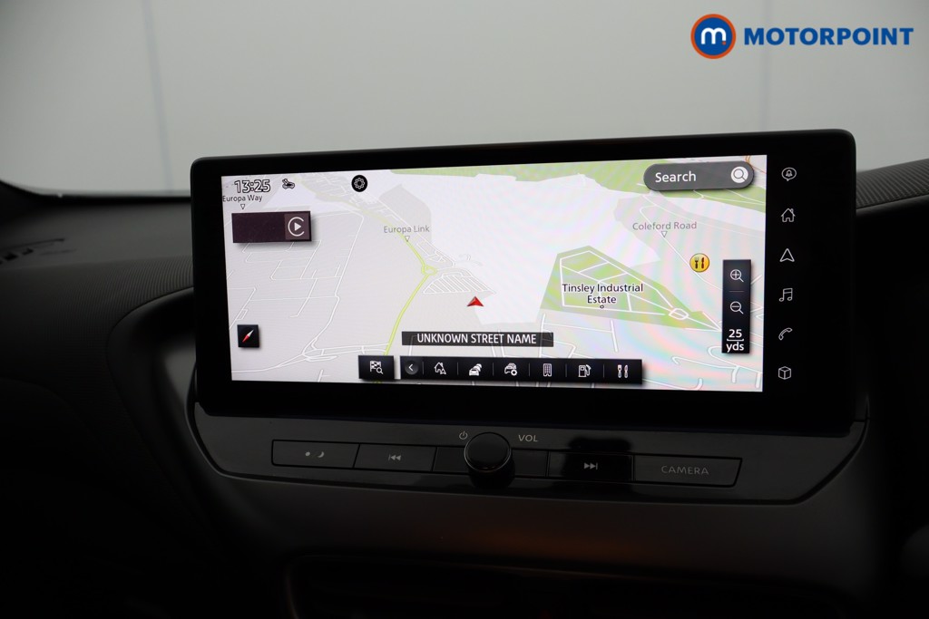 Nissan Juke N-Connecta Manual Petrol SUV - Stock Number (1642392) - 21st supplementary image