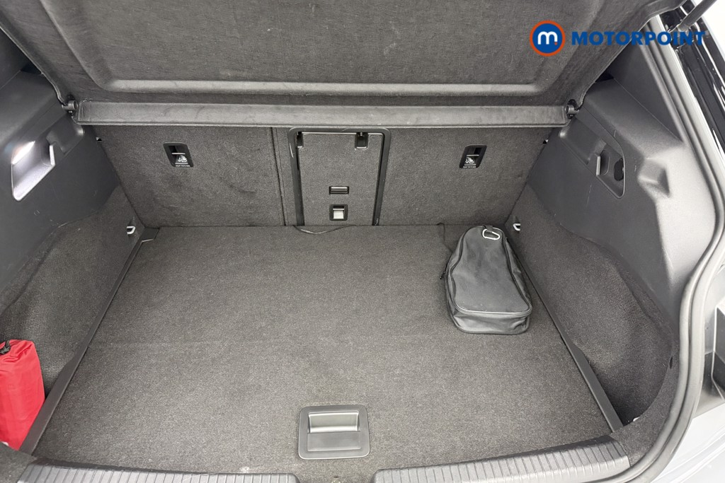 Volkswagen Id.3 Family Pro Automatic Electric Hatchback - Stock Number (1642481) - 8th supplementary image