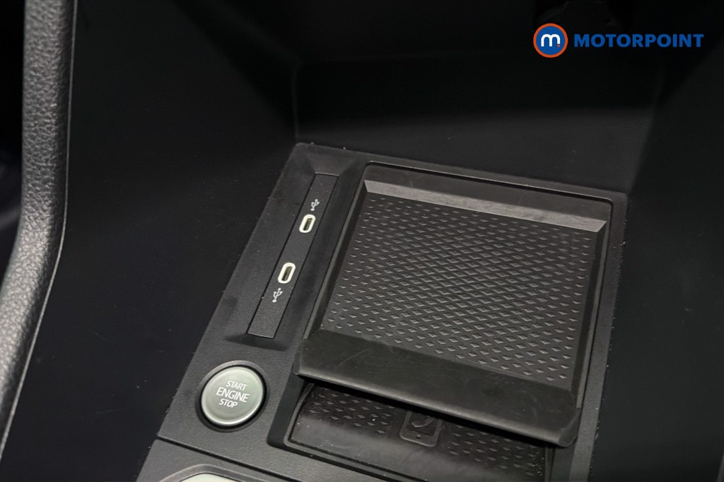 Ford Transit Connect Limited Automatic Petrol Plug-In Hybrid Panel Van - Stock Number (1643771) - 17th supplementary image