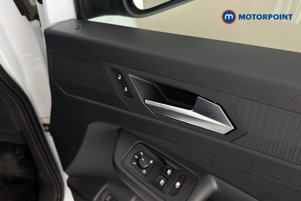 Ford Transit Connect Limited Automatic Petrol Plug-In Hybrid Panel Van - Stock Number (1643771) - 42nd supplementary image