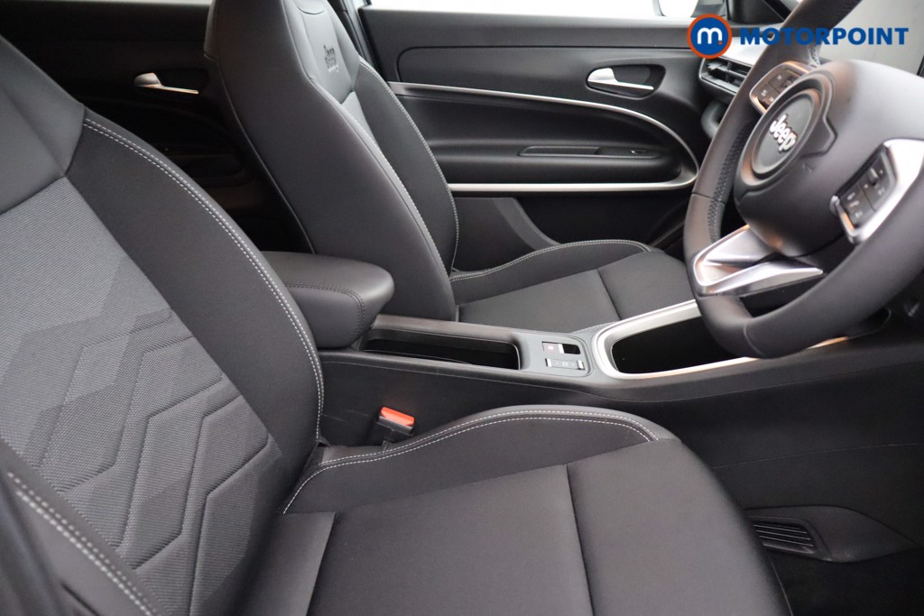 Jeep Avenger Summit Automatic Electric SUV - Stock Number (1643822) - 12th supplementary image