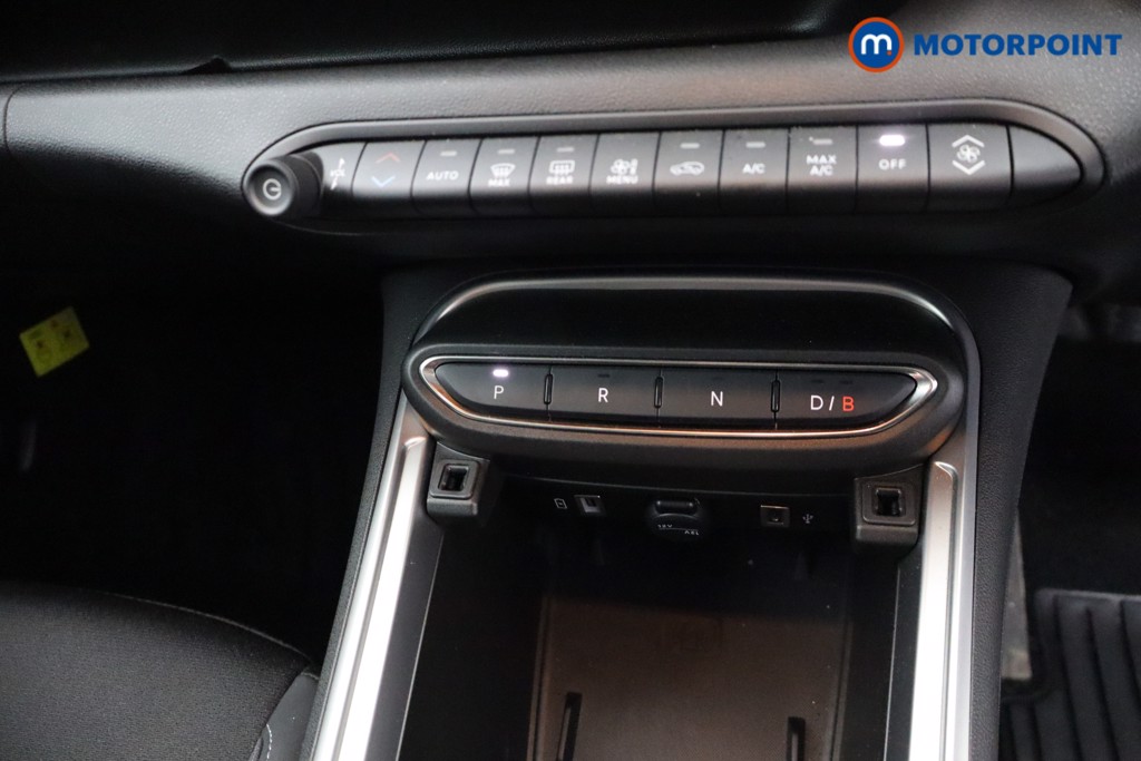 Jeep Avenger Summit Automatic Electric SUV - Stock Number (1643822) - 16th supplementary image