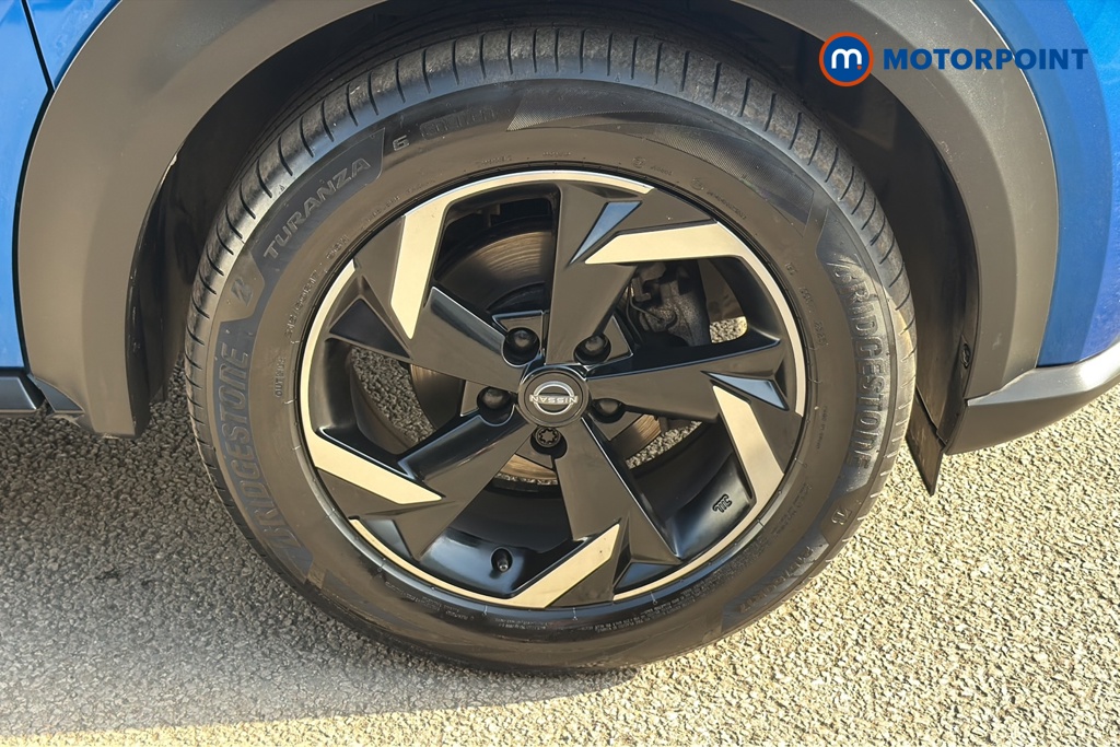 Nissan Juke N-Connecta Automatic Petrol SUV - Stock Number (1643954) - 47th supplementary image