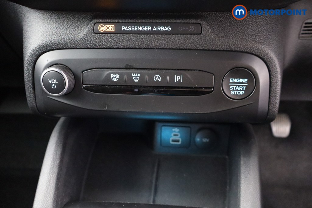 Ford Focus St-Line Manual Petrol Hatchback - Stock Number (1644062) - 12th supplementary image