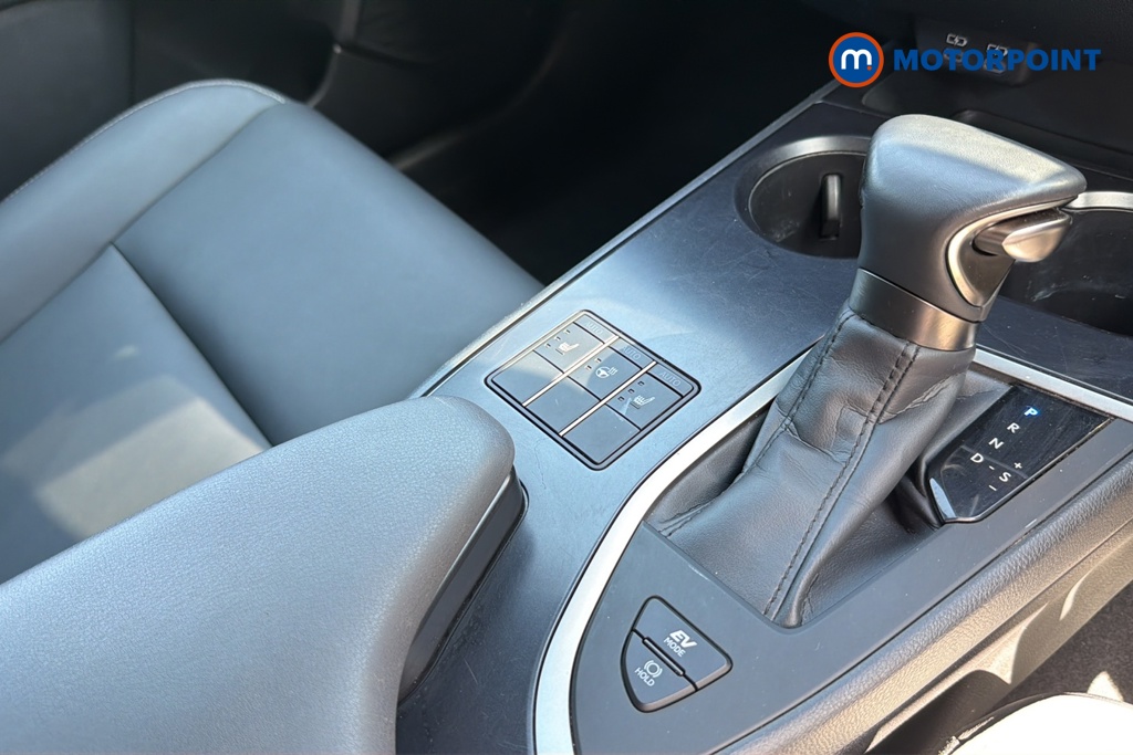 Lexus UX F-Sport Design Automatic Petrol-Electric Hybrid SUV - Stock Number (1644073) - 15th supplementary image