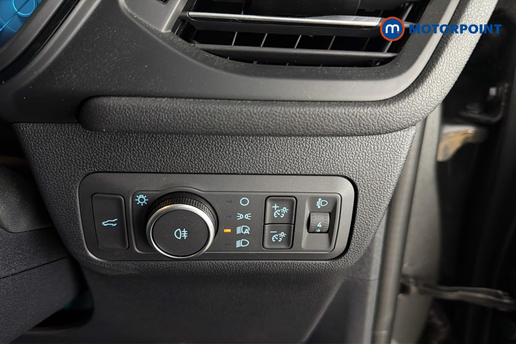 Ford Kuga St-Line Automatic Petrol-Electric Hybrid SUV - Stock Number (1644290) - 18th supplementary image