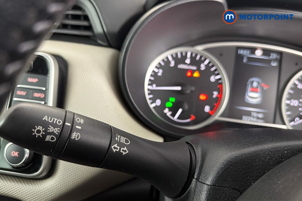 Nissan Micra N-Connecta Manual Petrol Hatchback - Stock Number (1644324) - 6th supplementary image