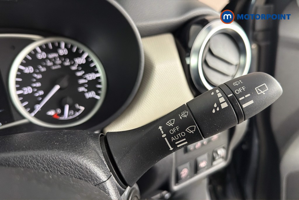 Nissan Micra N-Connecta Manual Petrol Hatchback - Stock Number (1644324) - 7th supplementary image