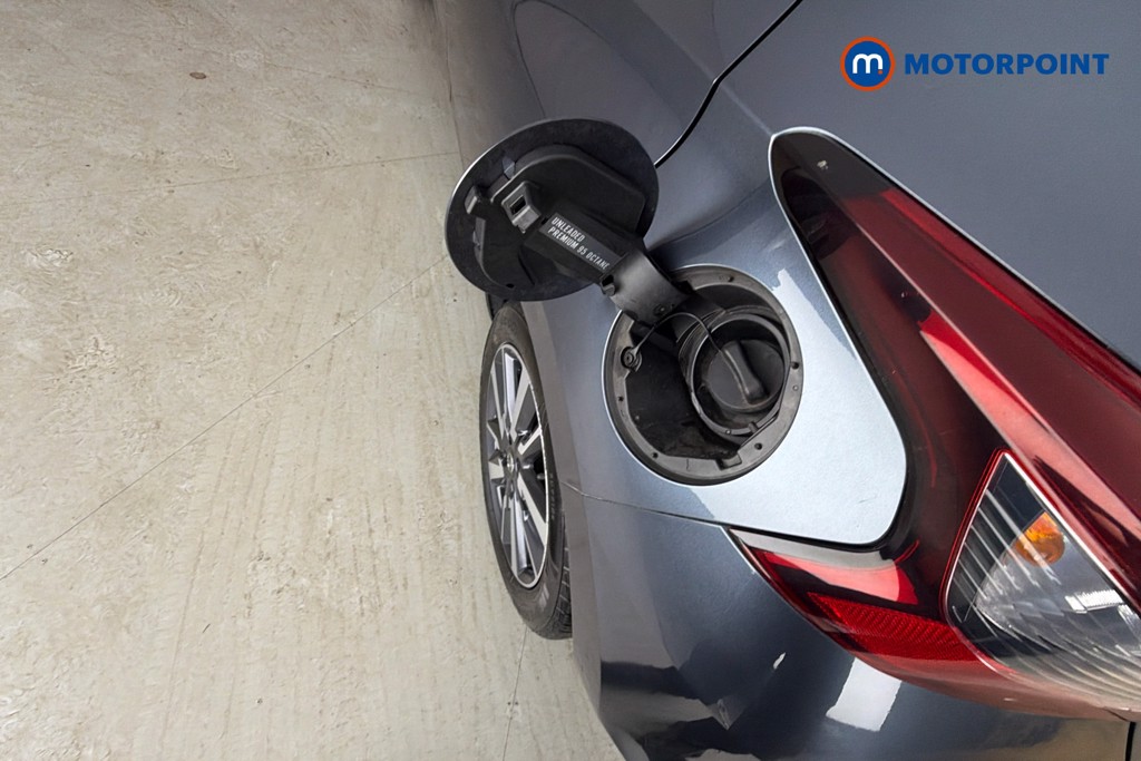 Nissan Micra N-Connecta Manual Petrol Hatchback - Stock Number (1644324) - 41st supplementary image