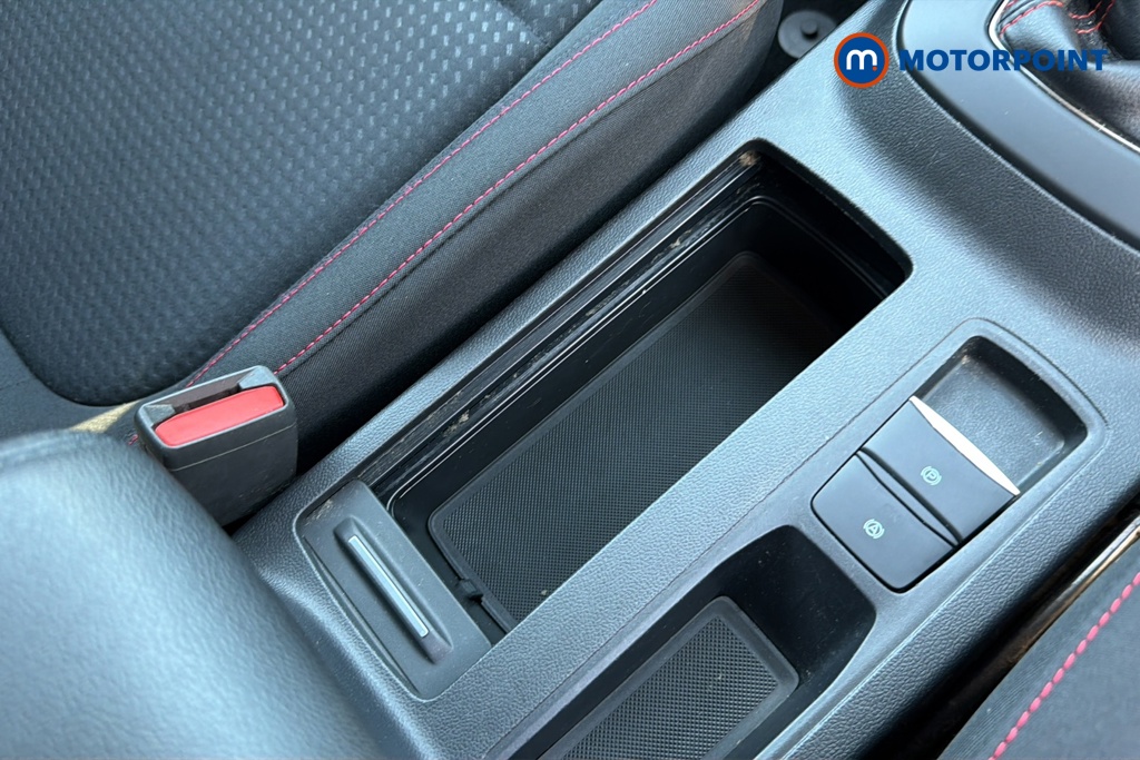 Ford Focus St-Line Manual Petrol Hatchback - Stock Number (1644396) - 16th supplementary image