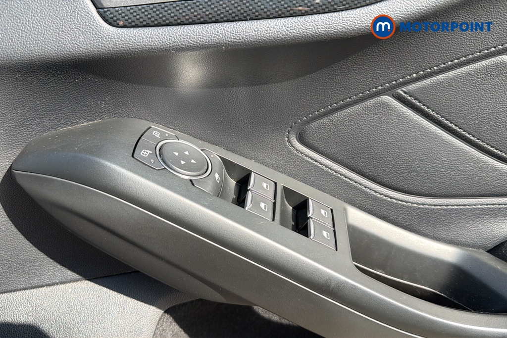 Ford Focus St-Line Manual Petrol Hatchback - Stock Number (1644396) - 19th supplementary image