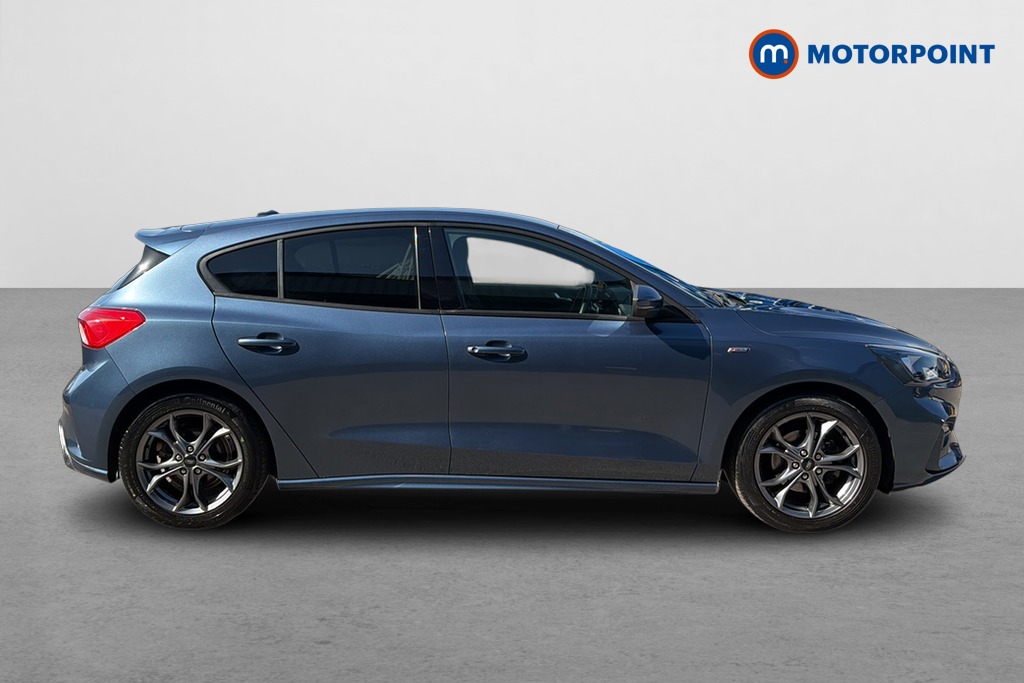 Ford Focus St-Line Manual Petrol Hatchback - Stock Number (1644396) - Passenger side
