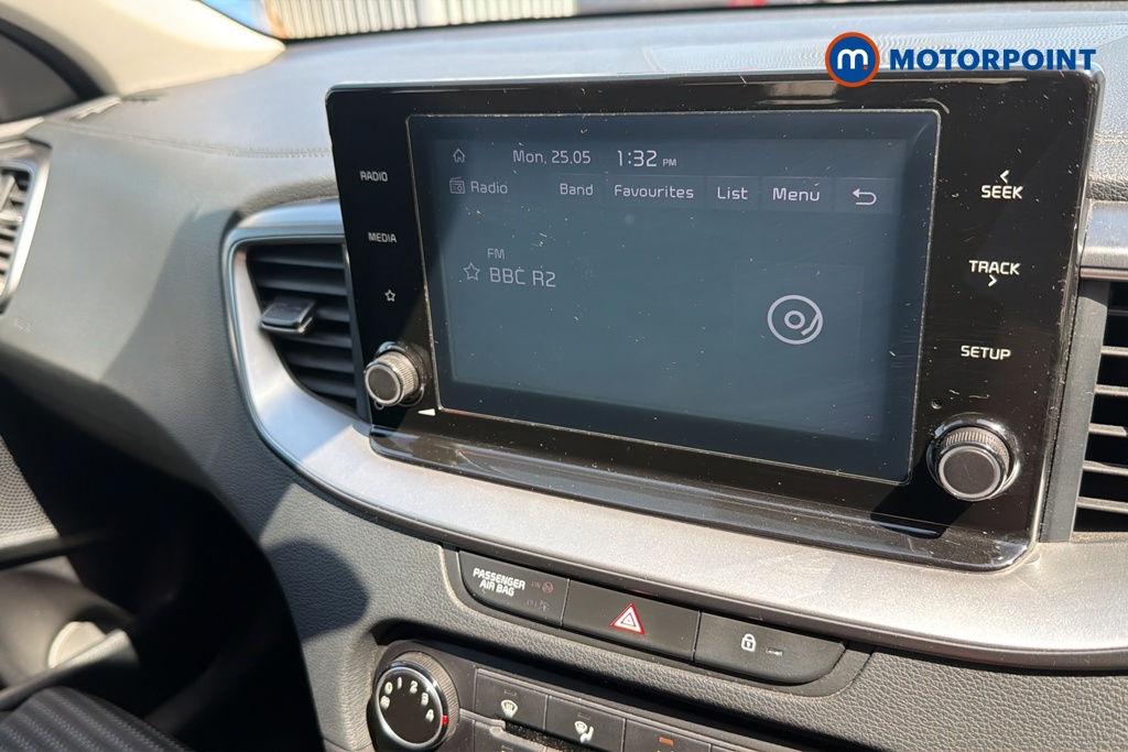KIA Ceed 2 Manual Diesel Hatchback - Stock Number (1645105) - 8th supplementary image