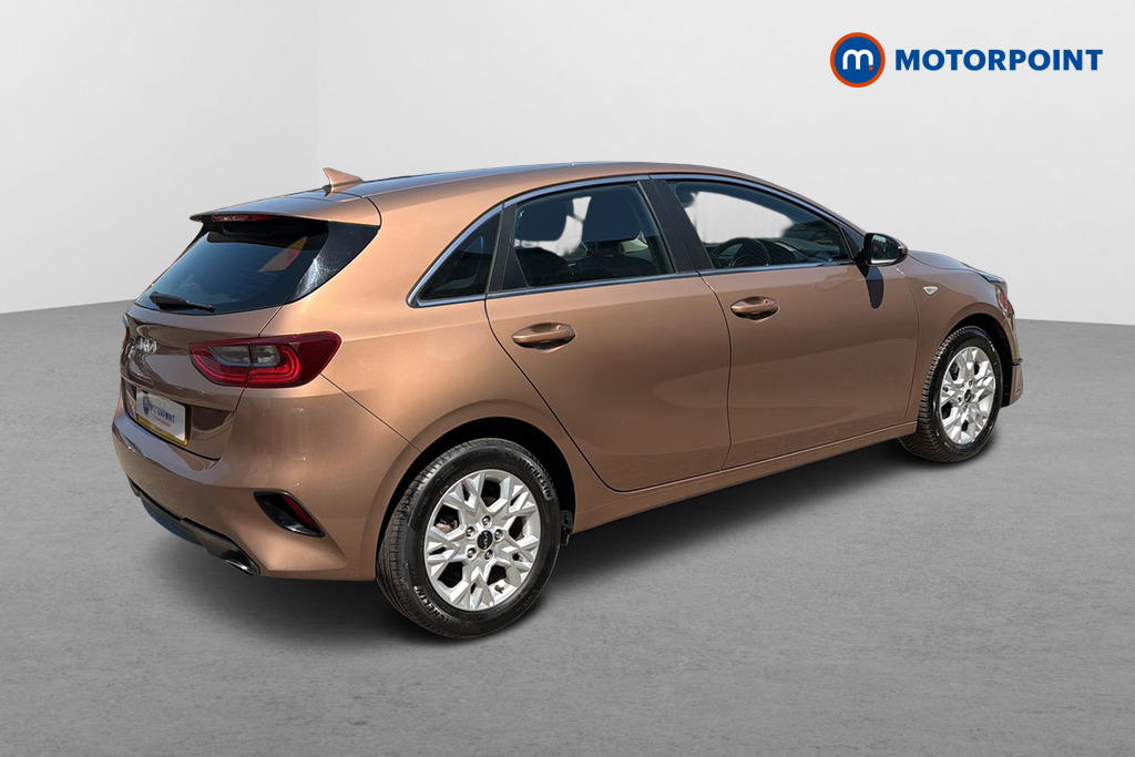 KIA Ceed 2 Manual Diesel Hatchback - Stock Number (1645105) - Passenger side rear corner