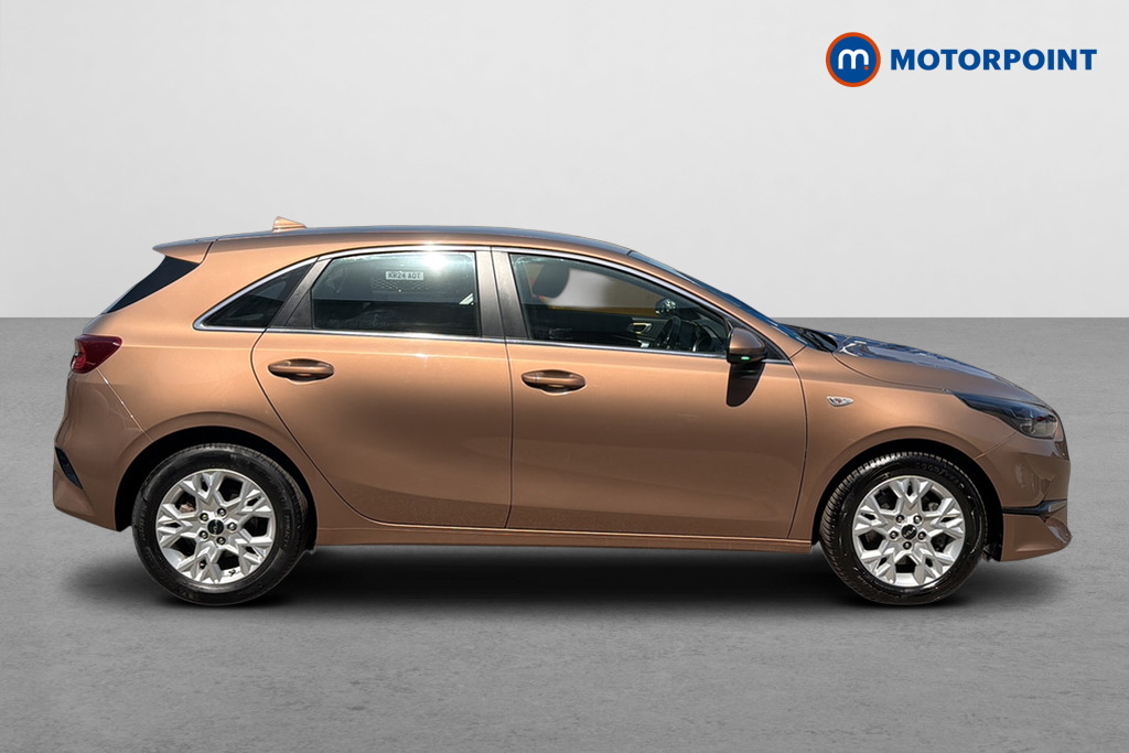 KIA Ceed 2 Manual Diesel Hatchback - Stock Number (1645105) - Passenger side