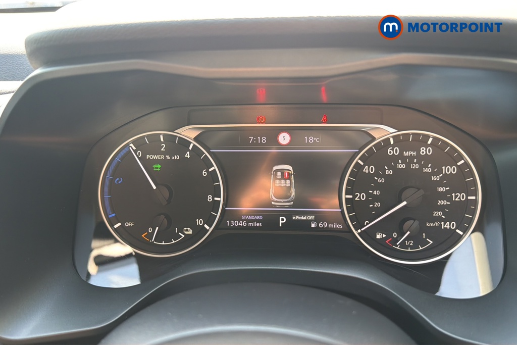 Nissan Qashqai Acenta Premium Automatic Petrol-Electric Hybrid SUV - Stock Number (1645620) - 7th supplementary image