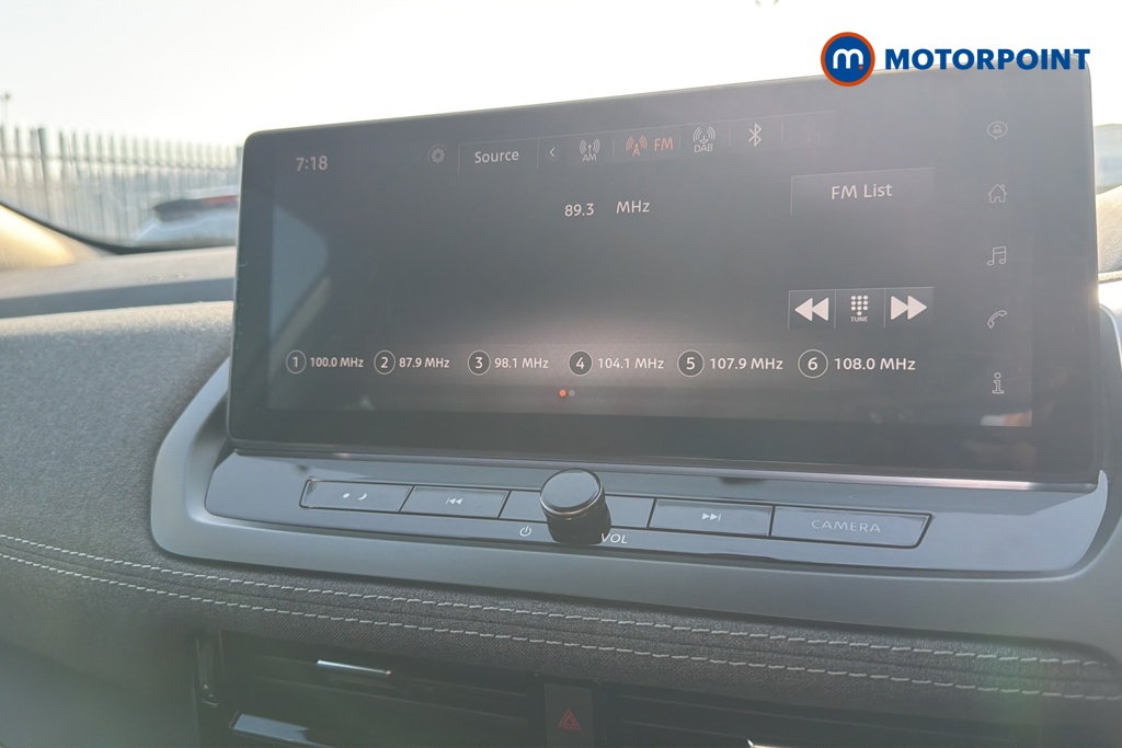 Nissan Qashqai Acenta Premium Automatic Petrol-Electric Hybrid SUV - Stock Number (1645620) - 8th supplementary image