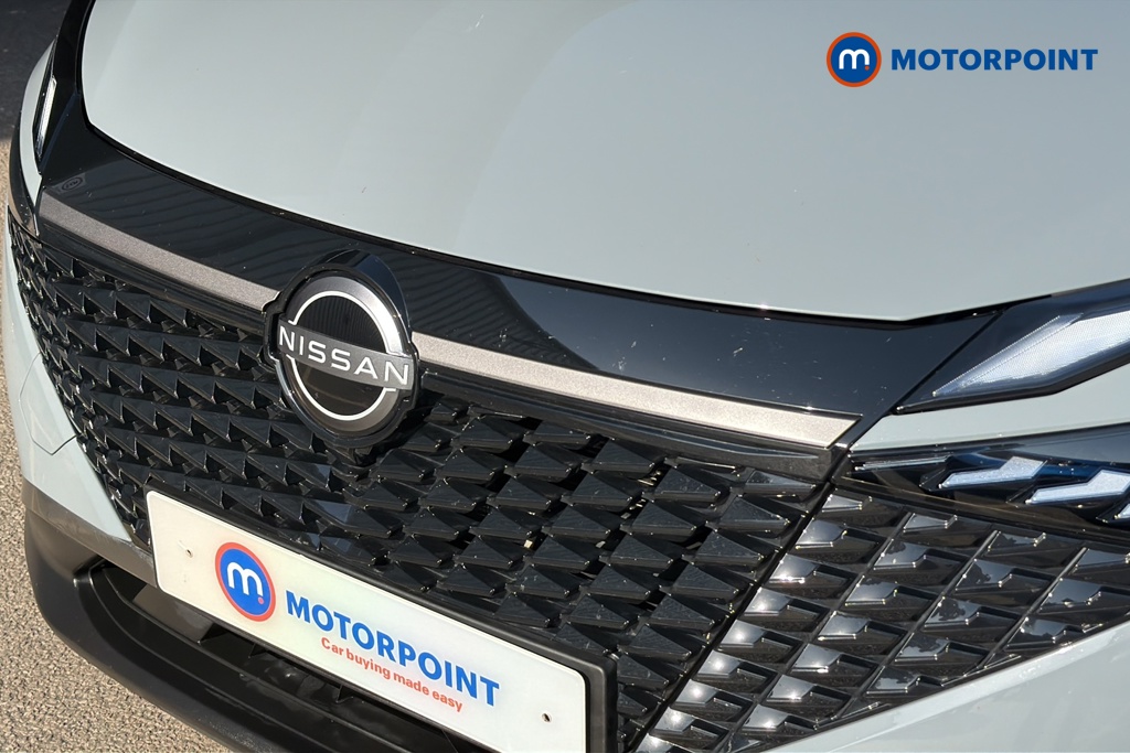 Nissan Qashqai Acenta Premium Automatic Petrol-Electric Hybrid SUV - Stock Number (1645620) - 43rd supplementary image