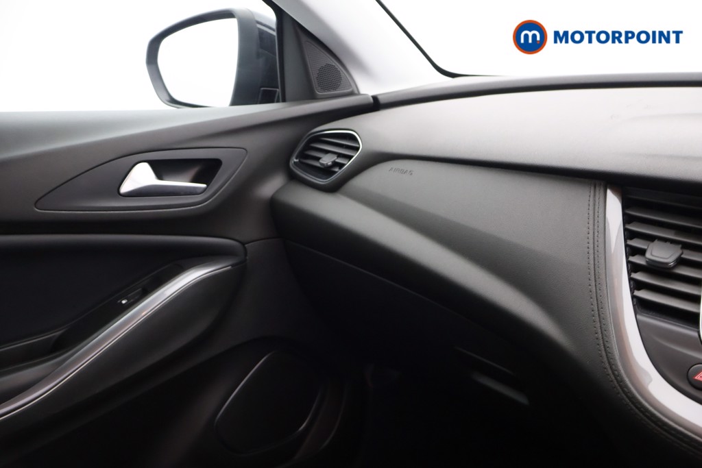 Vauxhall Grandland X Sport Nav Manual Diesel SUV - Stock Number (1645780) - 10th supplementary image