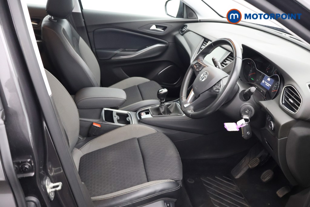 Vauxhall Grandland X Sport Nav Manual Diesel SUV - Stock Number (1645780) - 16th supplementary image
