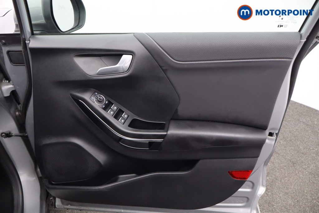 Ford Puma St-Line Vignale Manual Petrol SUV - Stock Number (1645936) - 9th supplementary image