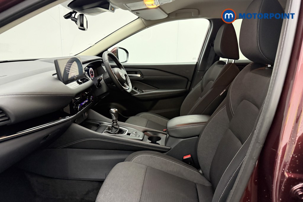 Nissan Qashqai N-Connecta Manual Petrol SUV - Stock Number (1646163) - 4th supplementary image