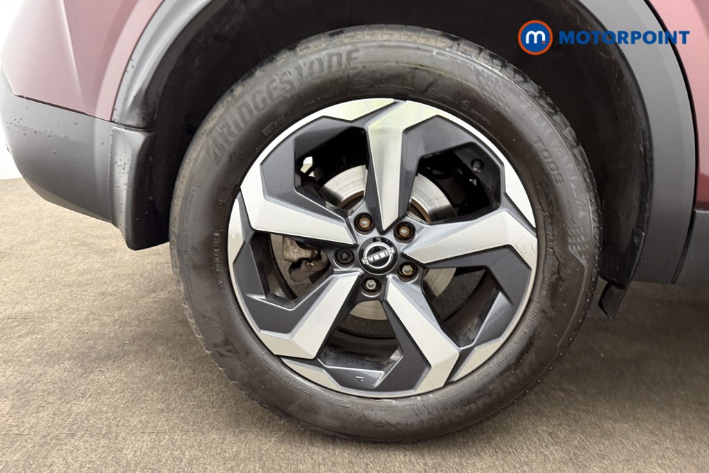 Nissan Qashqai N-Connecta Manual Petrol SUV - Stock Number (1646163) - 44th supplementary image