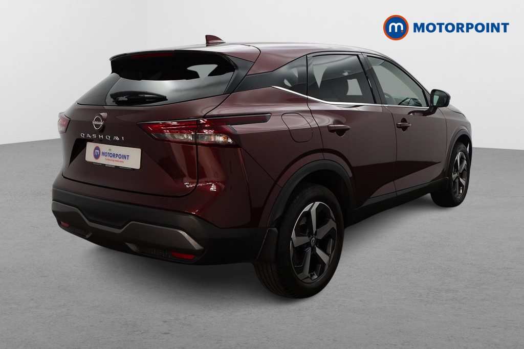 Nissan Qashqai N-Connecta Manual Petrol SUV - Stock Number (1646163) - Drivers side rear corner