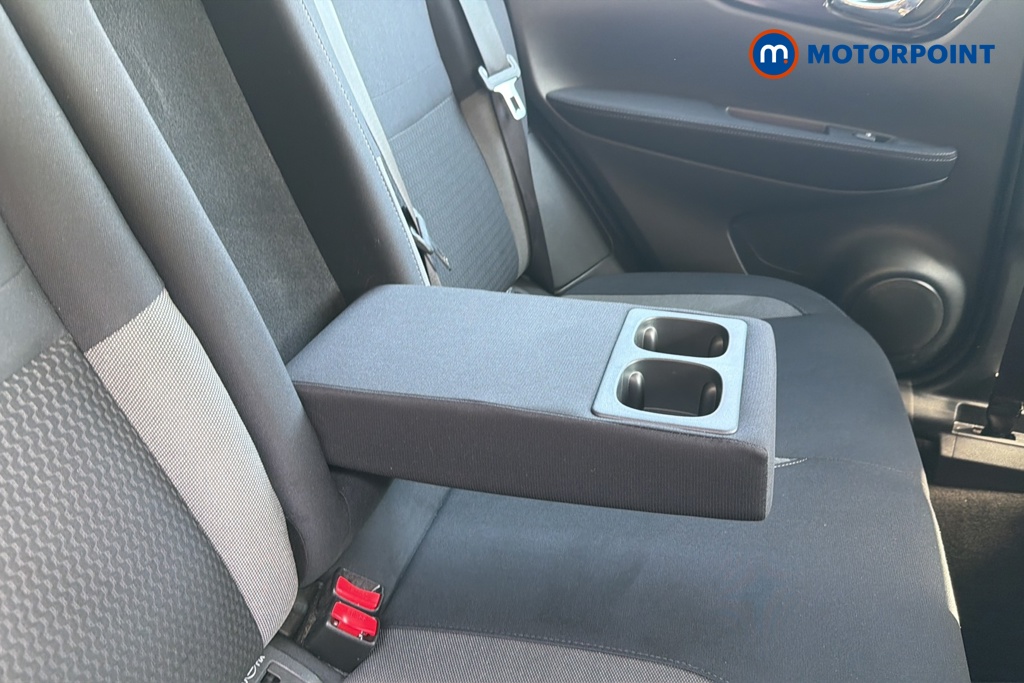Nissan Qashqai Acenta Premium Manual Petrol SUV - Stock Number (1646189) - 26th supplementary image