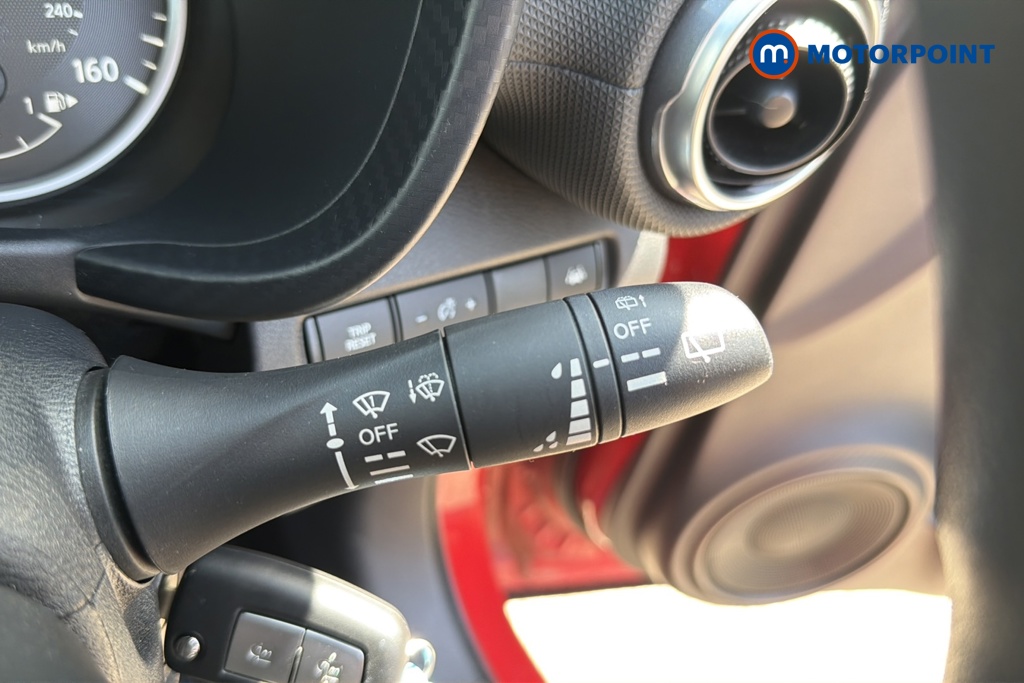 Nissan Juke Acenta Manual Petrol SUV - Stock Number (1646202) - 6th supplementary image