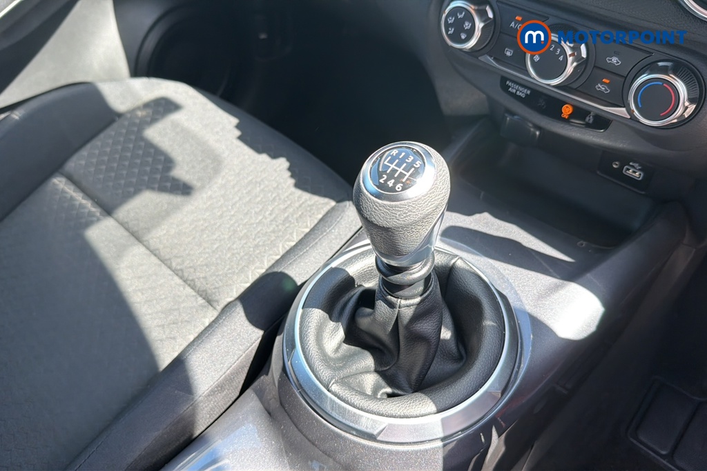 Nissan Juke Acenta Manual Petrol SUV - Stock Number (1646202) - 15th supplementary image