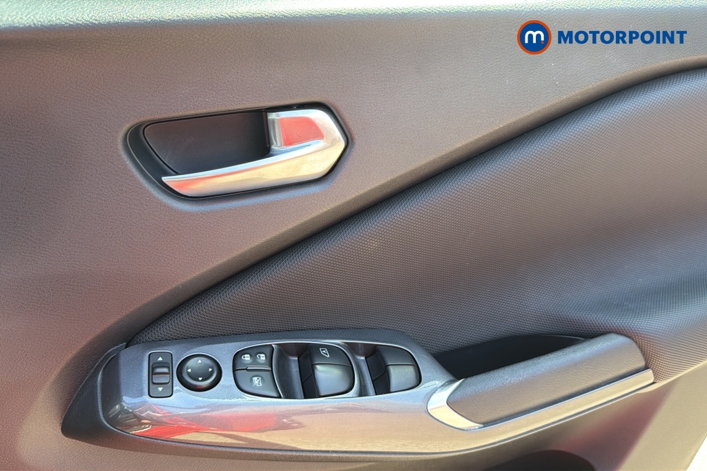 Nissan Juke Acenta Manual Petrol SUV - Stock Number (1646202) - 19th supplementary image