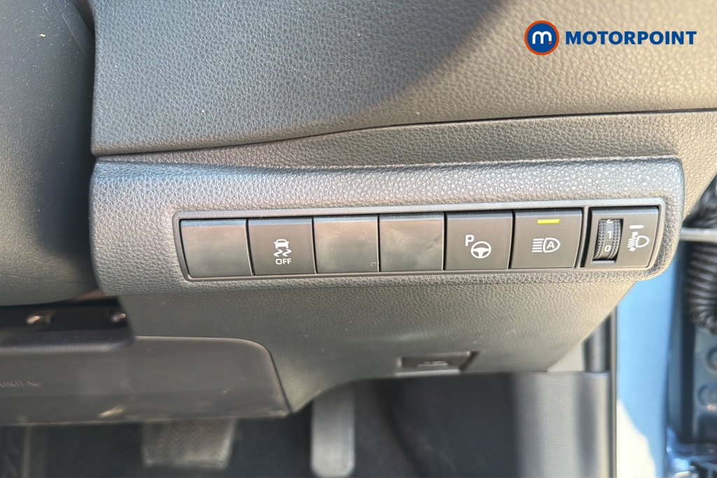 Toyota Corolla Excel Automatic Petrol-Electric Hybrid Hatchback - Stock Number (1646509) - 11th supplementary image