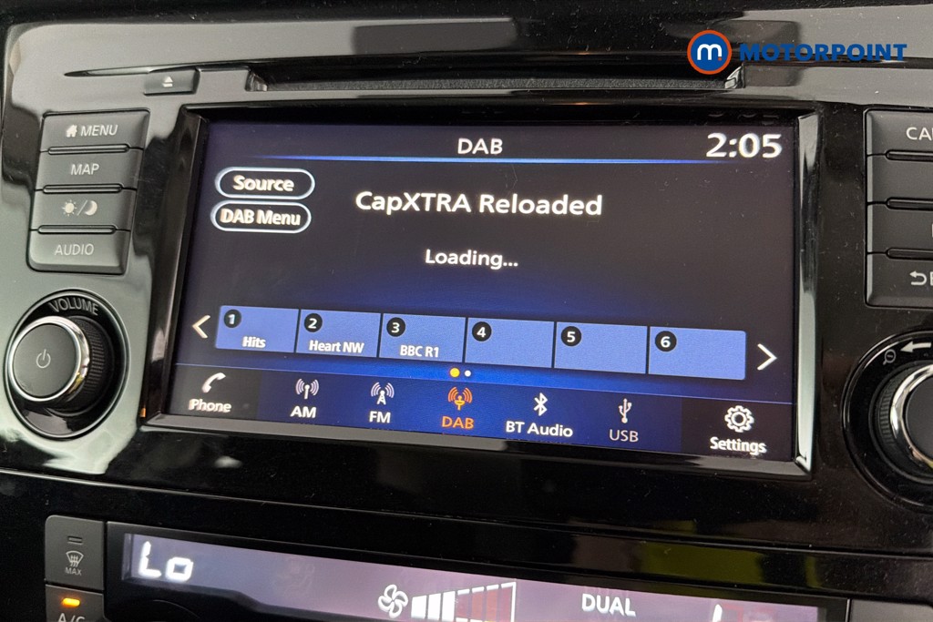 Nissan Qashqai Acenta Premium Manual Petrol SUV - Stock Number (1593231) - 9th supplementary image