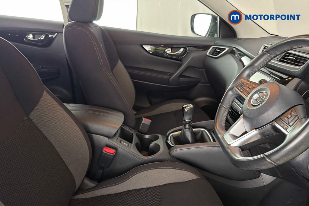 Nissan Qashqai Acenta Premium Manual Petrol SUV - Stock Number (1593231) - 22nd supplementary image