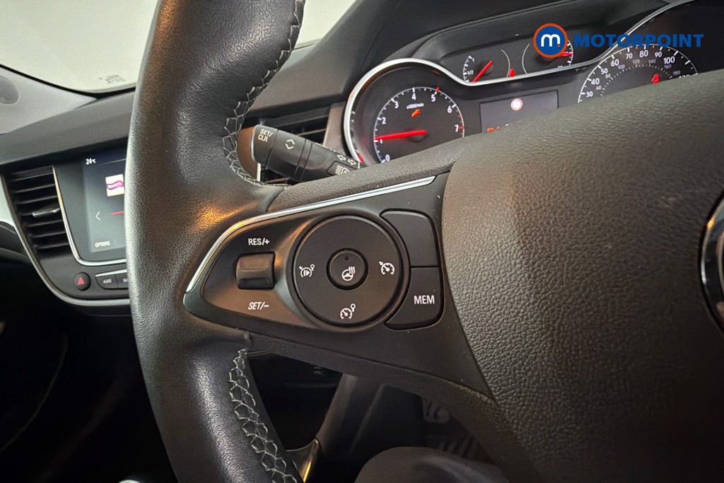 Vauxhall Crossland Ultimate Manual Petrol SUV - Stock Number (1621185) - 3rd supplementary image